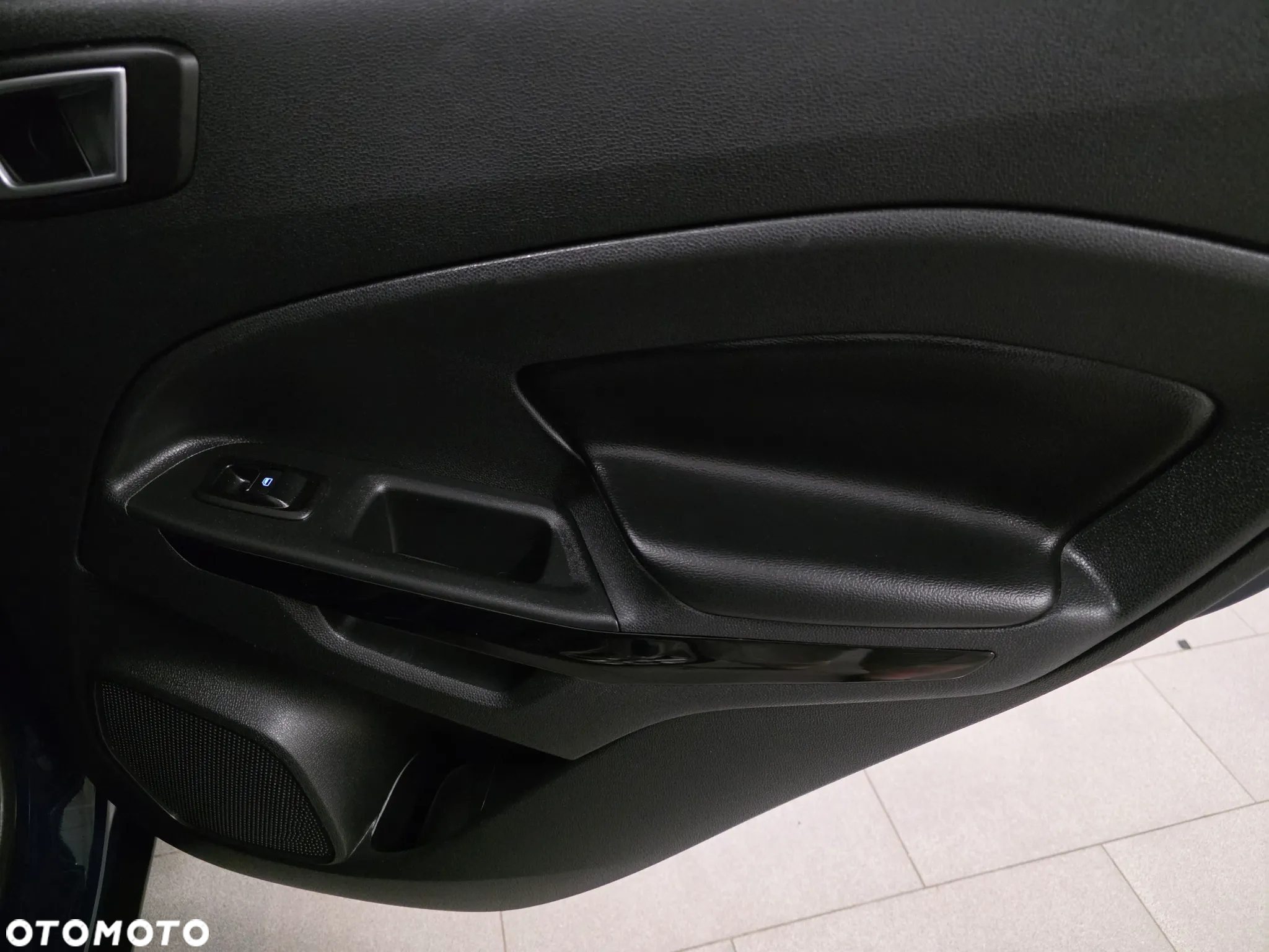 Ford EcoSport 1.5 EcoBlue TITANIUM - 22