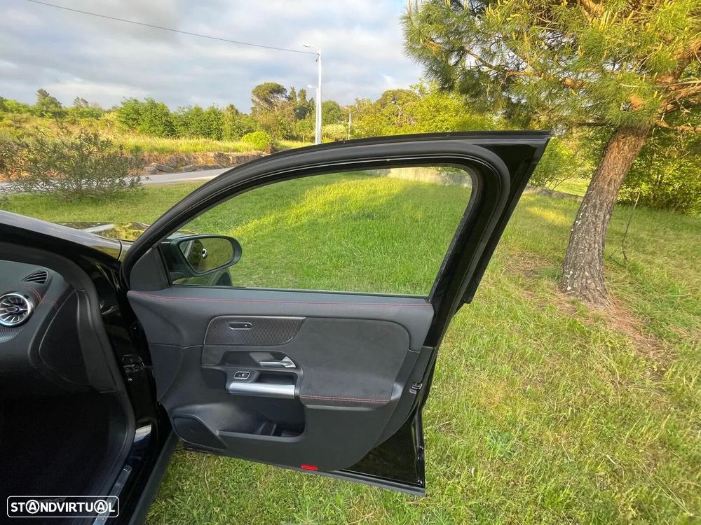 Mercedes-Benz EQA 250+ AMG Line - 38