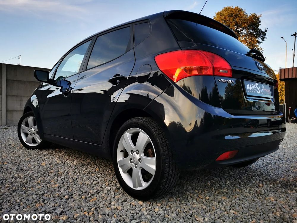 Kia Venga 1.4 CVVT Business Line - 33