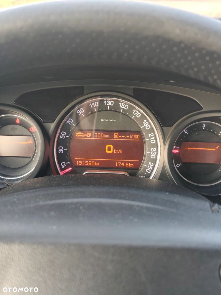 Citroën C5 II 1.6 HDi X - 7