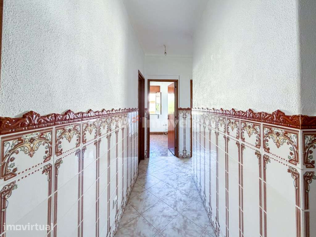 Apartamento T3 no Entroncamento Espaçoso e bem localizado - Grande imagem: 4/27