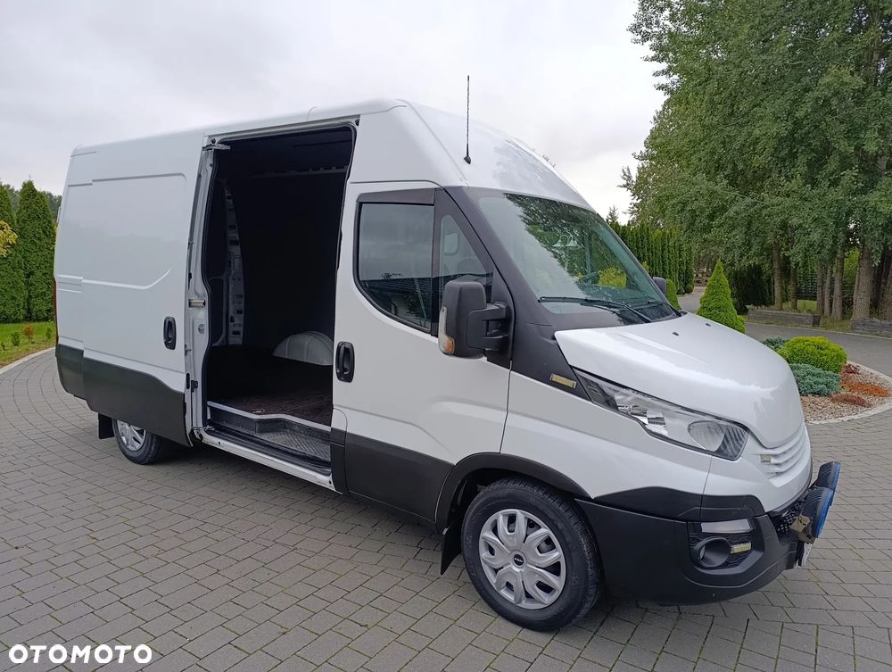 Iveco 35S16 - 17