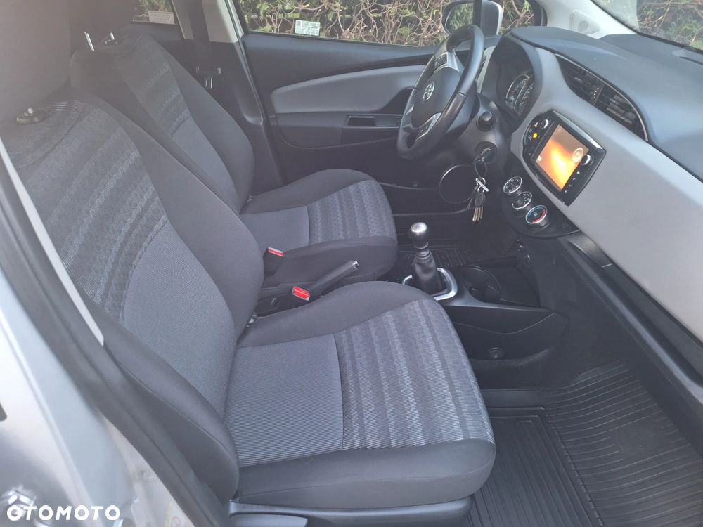 Toyota Yaris 1.33 Life EU6 - 8