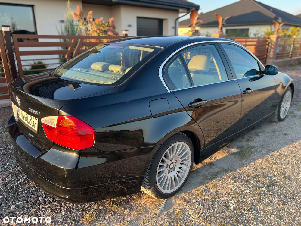 BMW Seria 3 325i - 3