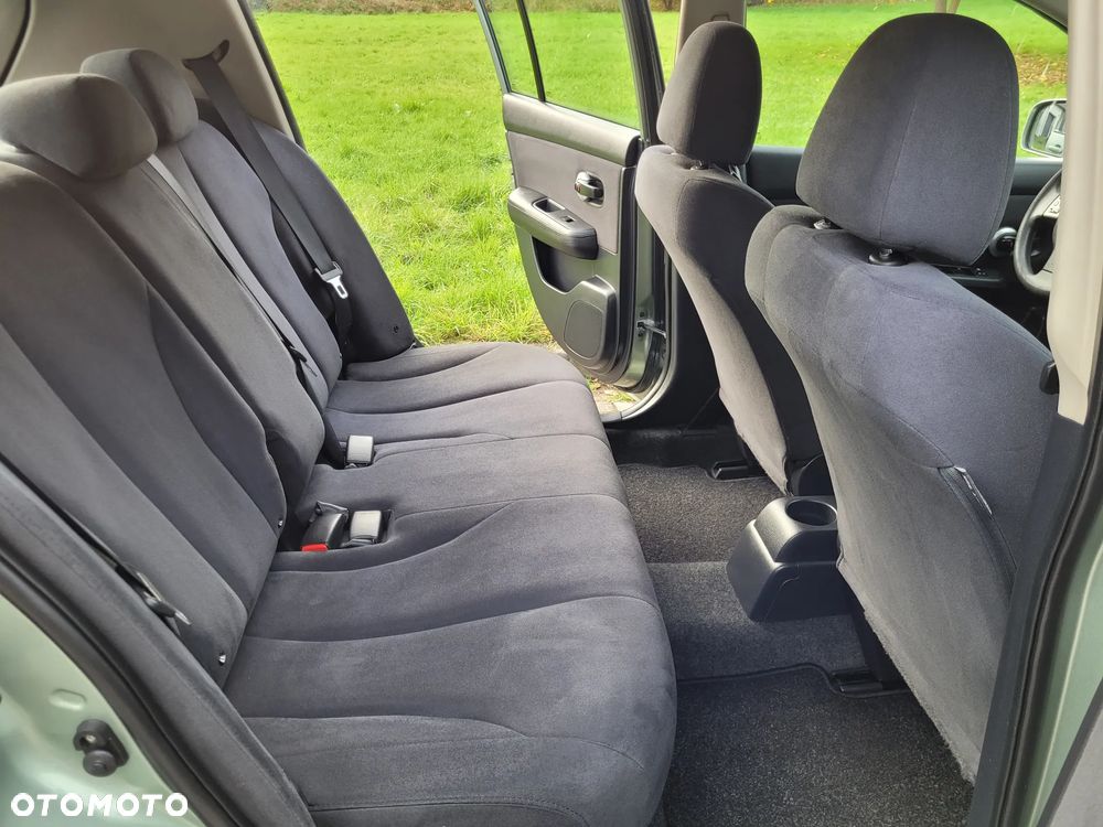 Nissan Tiida 1.6 Visia - 11