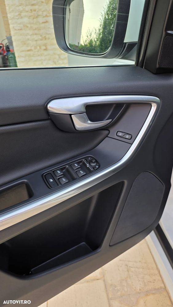 Volvo XC 60 - 22