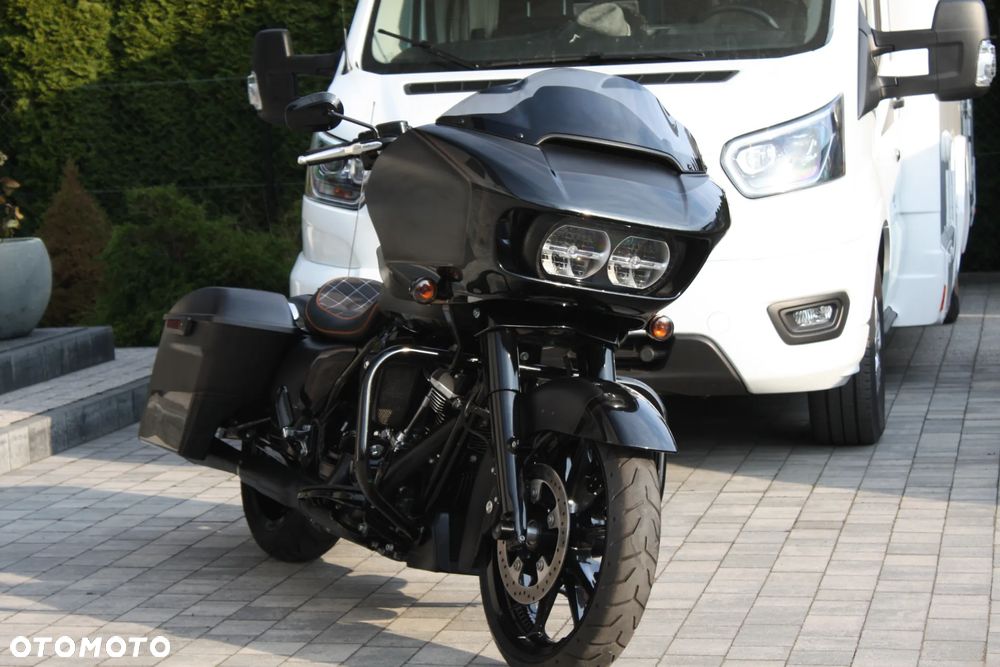 Harley-Davidson Touring Road Glide - 22