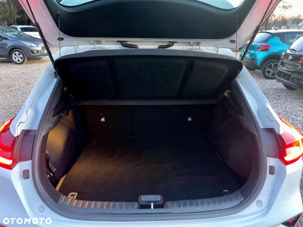 Kia XCeed 1.6 CRDi LAUNCH EDITION - 34