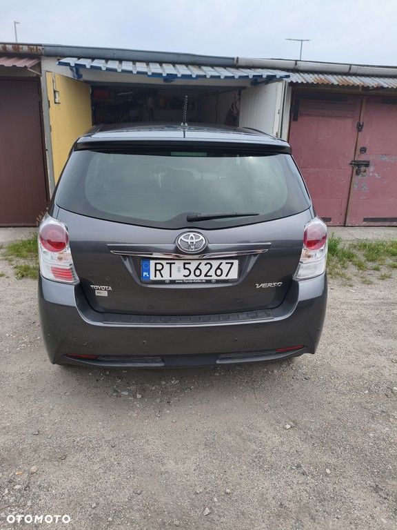 Toyota Verso 1.8 Premium EU6 - 2
