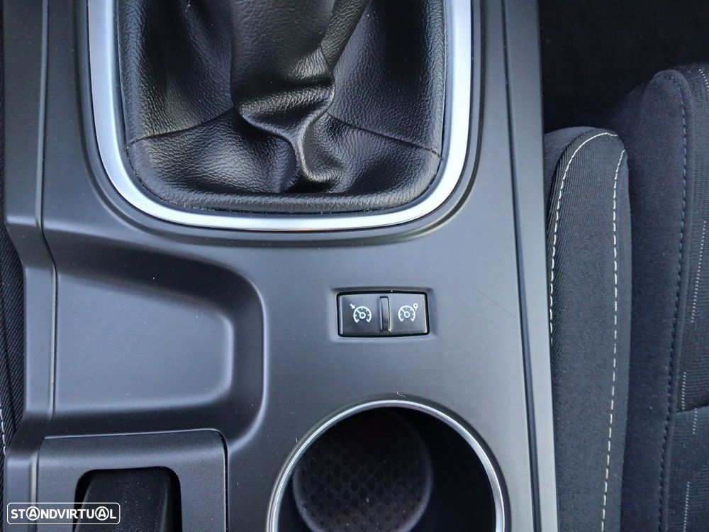Renault Mégane 1.5 Blue dCi Limited - 21