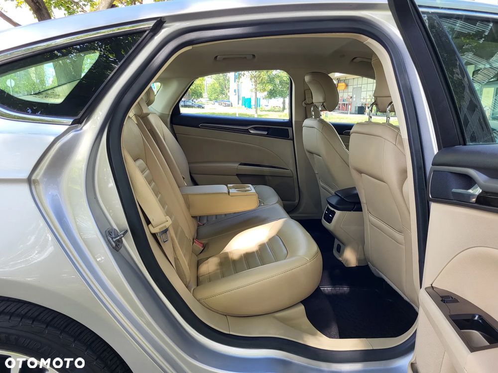 Ford Mondeo - 30