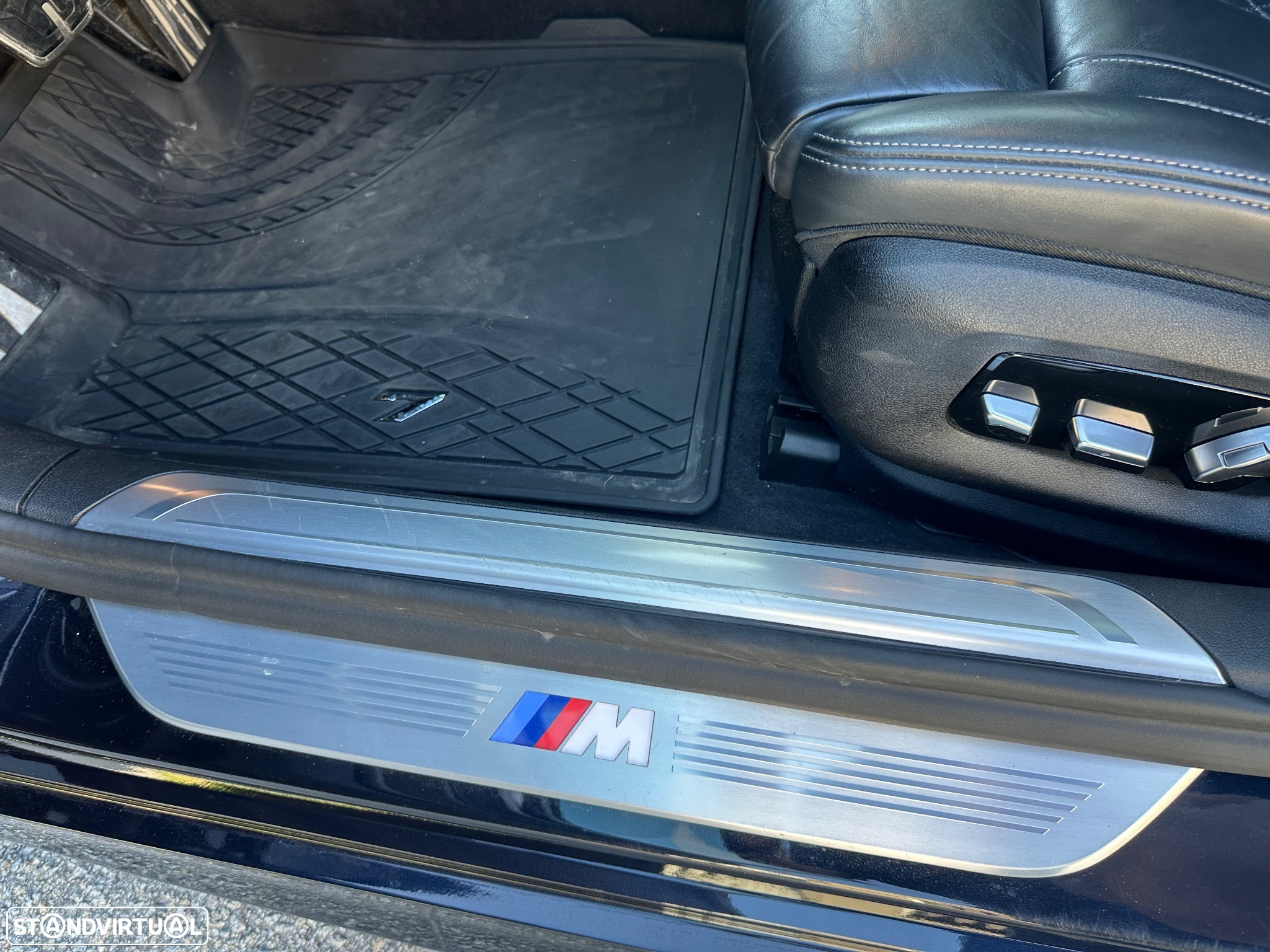 BMW 745 e iPerformance Pack M Auto - 38