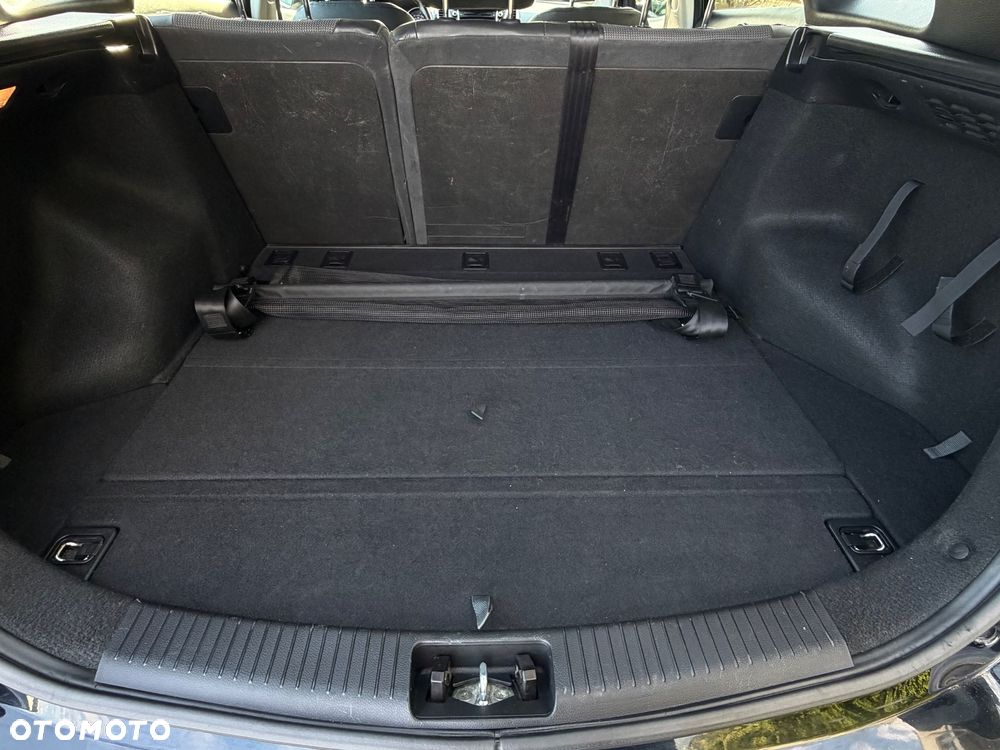 Hyundai i30 1.6 GDI Premium - 33