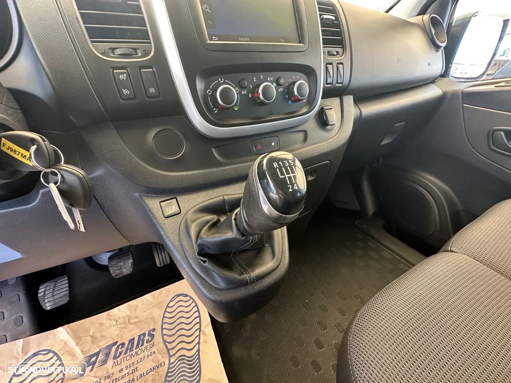 Renault Trafic - 13