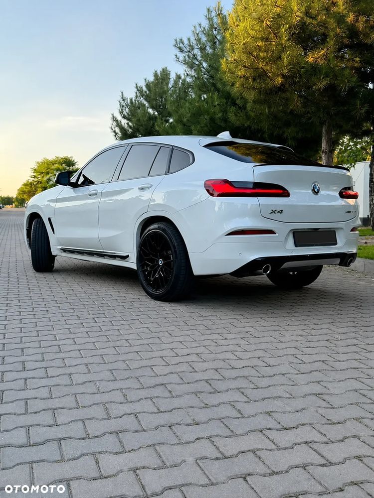 BMW X4 xDrive30i xLine - 4