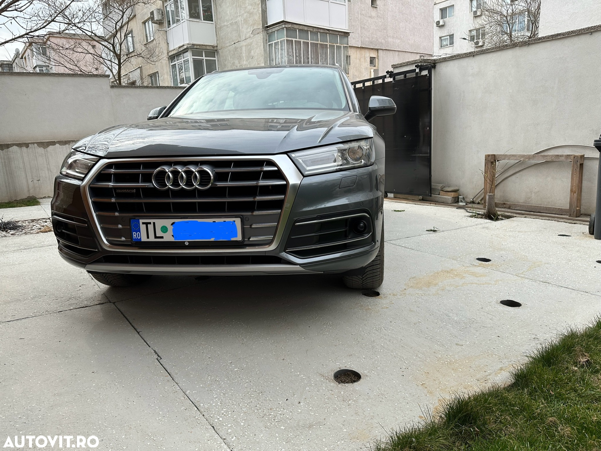 Audi Q5 2.0 40 TDI quattro S tronic Design - 12
