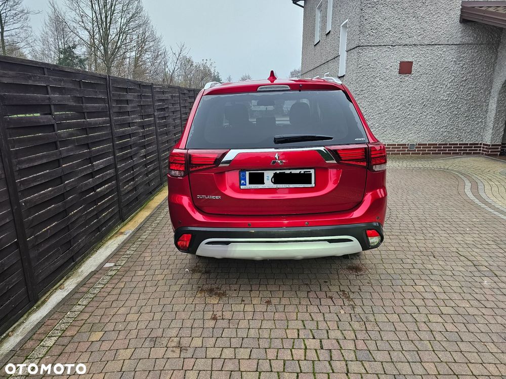 Mitsubishi Outlander 2.0 Intense + Navi 4WD CVT - 5
