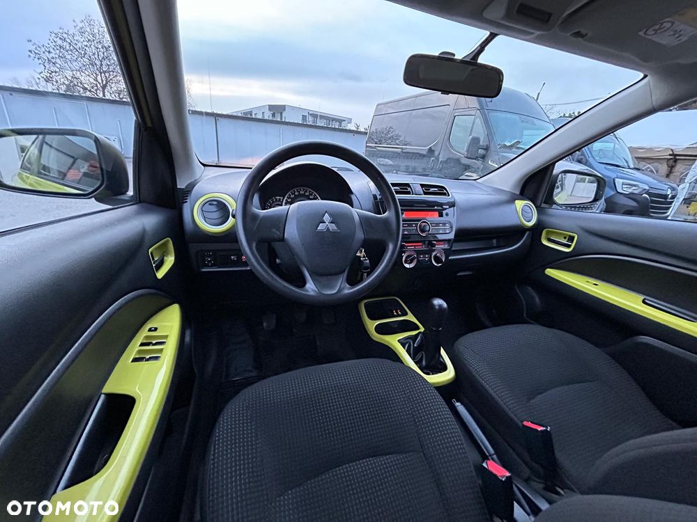 Mitsubishi Space Star 1.2 Clear Tec Color - 35