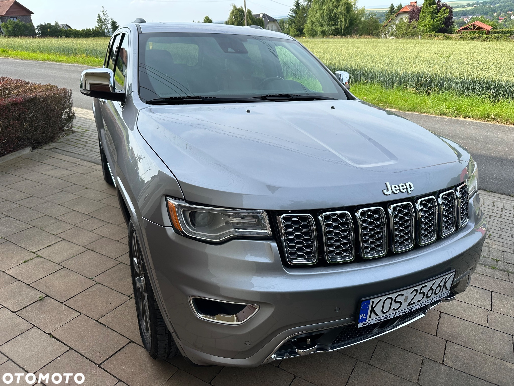 Jeep Grand Cherokee 5.7 V8 HEMI Overland - 8