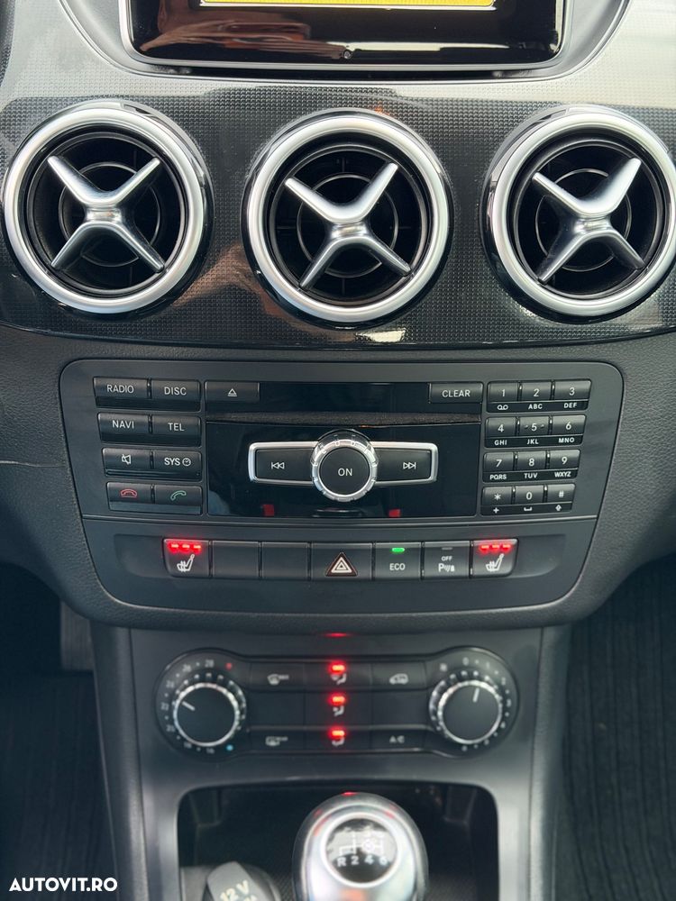 Mercedes-Benz B 180 - 11