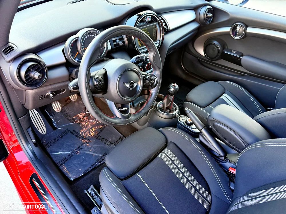 MINI 3 Portas Cooper D - 10