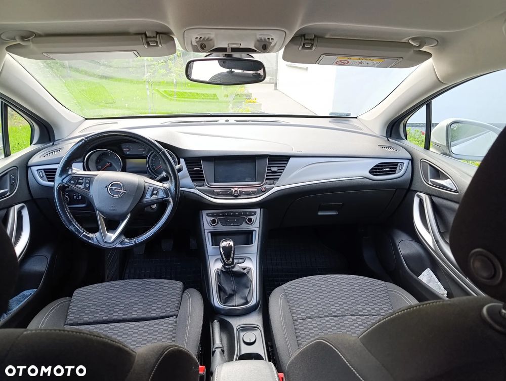 Opel Astra - 2