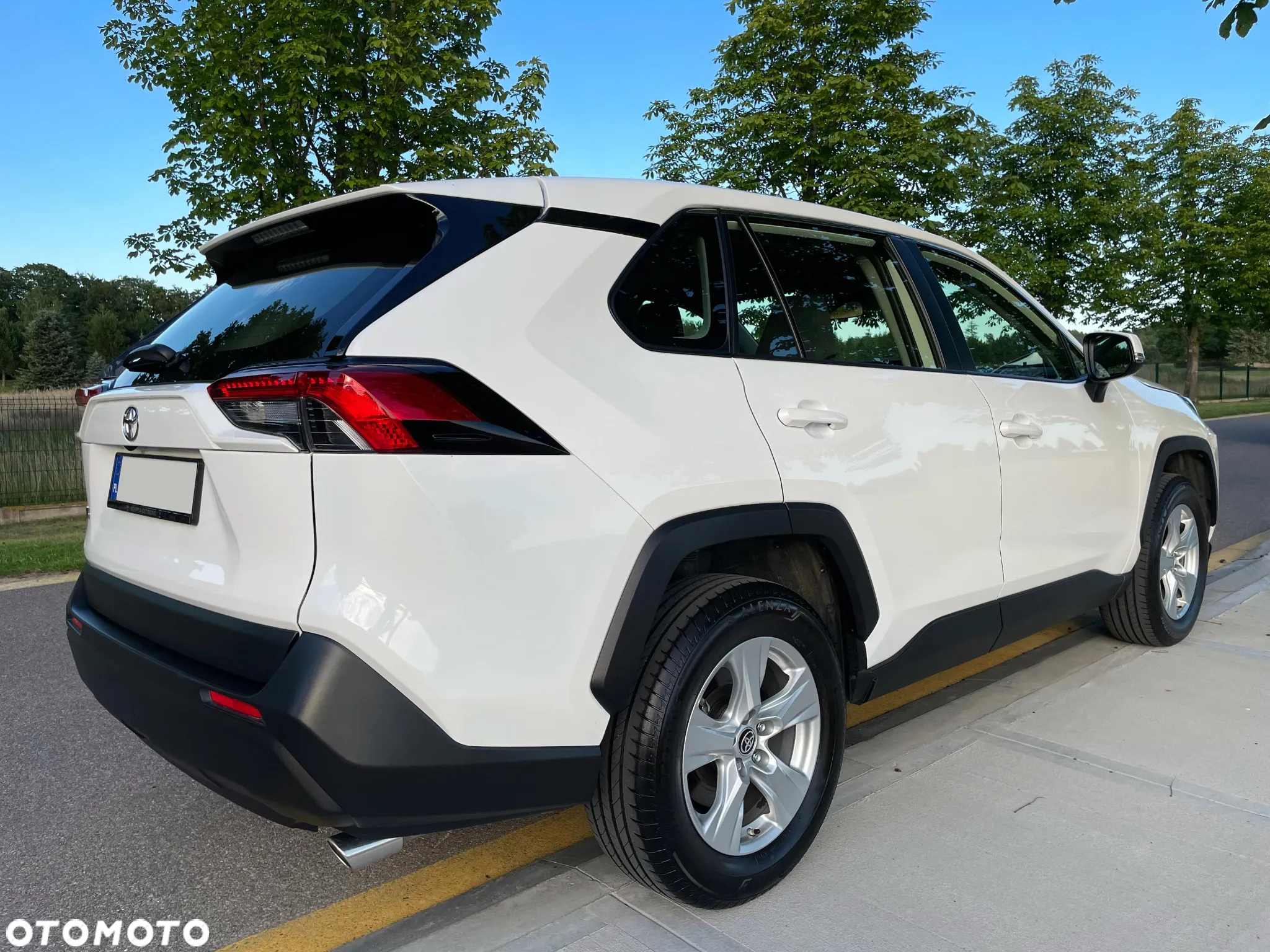 Toyota RAV4 2.0 Active 4x2 - 2
