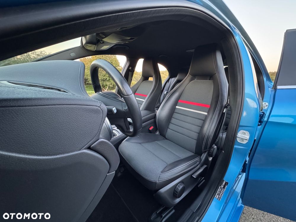 Mercedes-Benz Klasa A 180 (BlueEFFICIENCY) Urban - 27