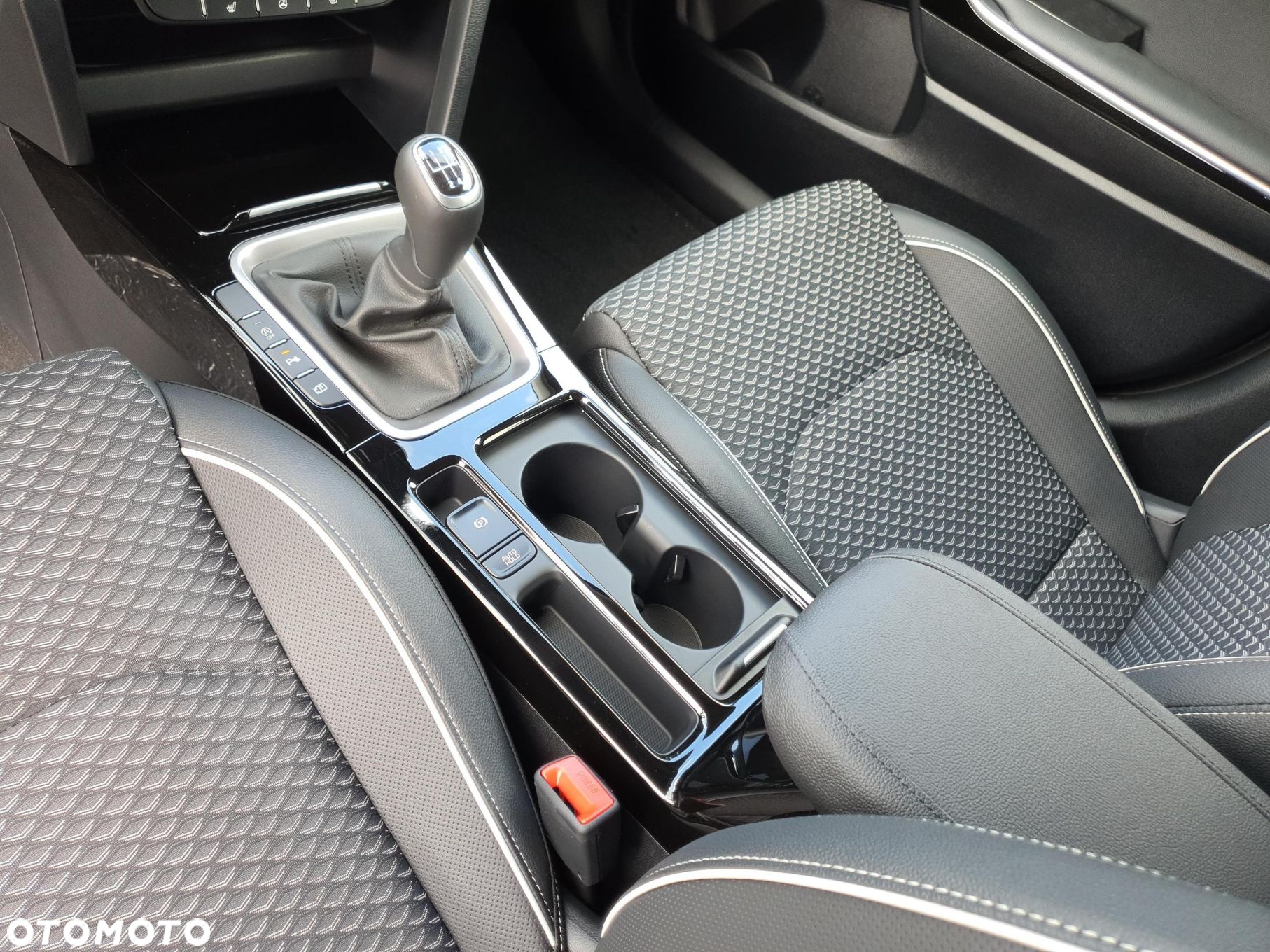 Kia Ceed 1.5 T-GDI Tribute - 10