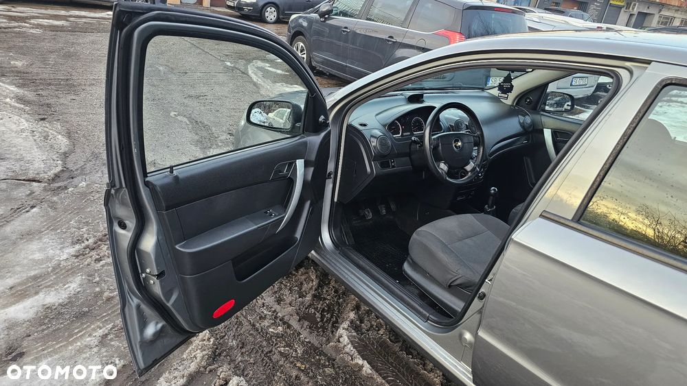 Chevrolet Aveo 1.2 16V LS - 9