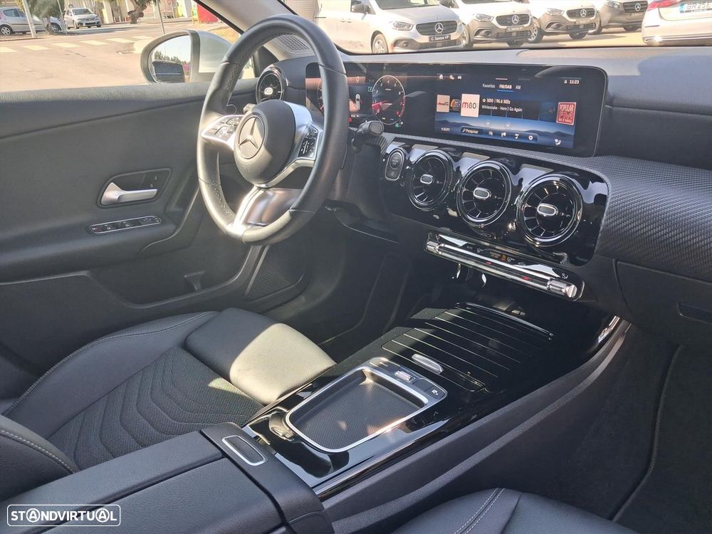 Mercedes-Benz A 200 Standard - 15