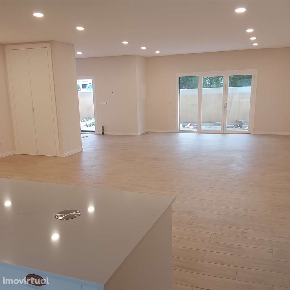 Moradia Térrea  T4 Nova RESERVADA - Grande imagem: 5/30