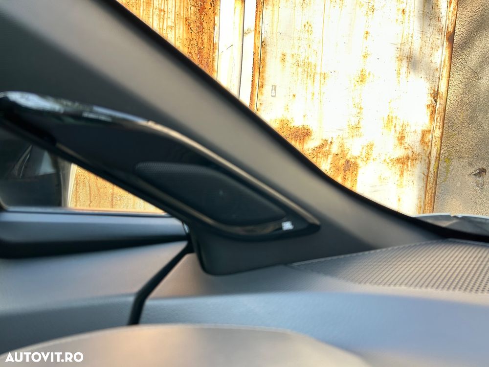 Toyota C-HR - 16