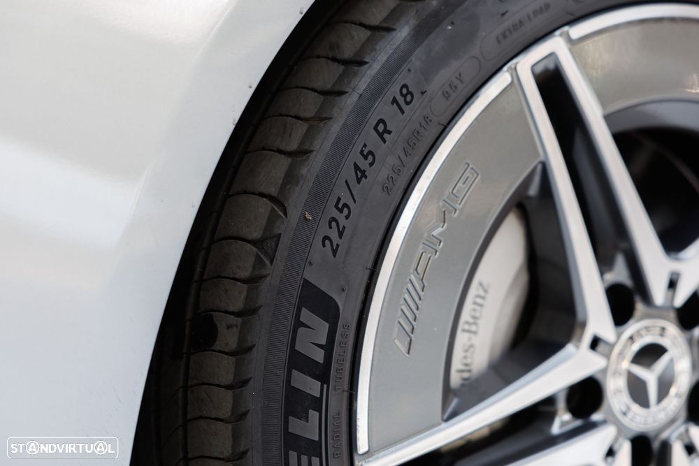Mercedes-Benz C 300 d AMG Line - 30