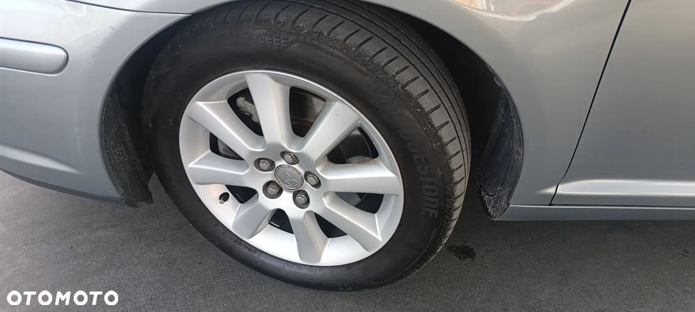 Toyota Avensis 2.0 D-4D Luna - 13