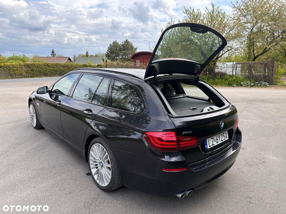 BMW Seria 5 525d Luxury Line - 8