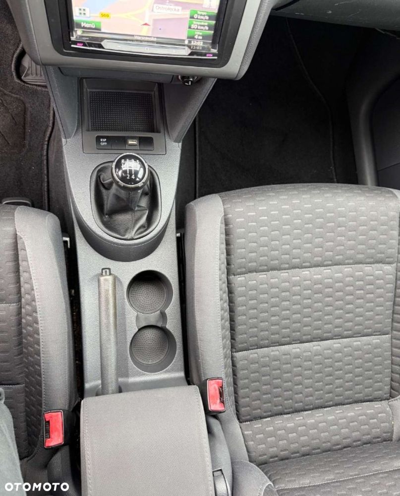 Volkswagen Touran - 20