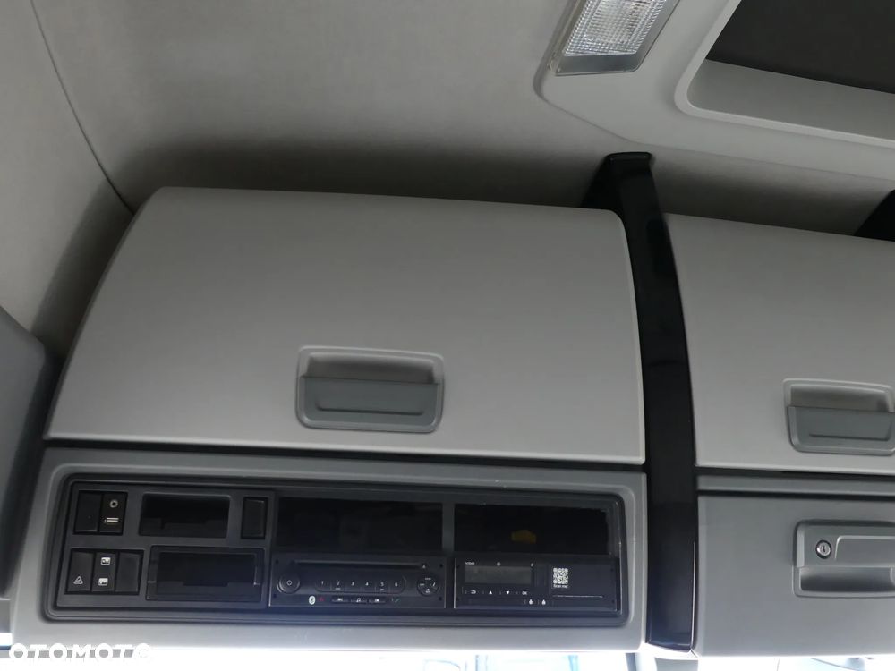 Renault T480 13L / EURO 6 / STANDARD /  SUPER STAN / - 33