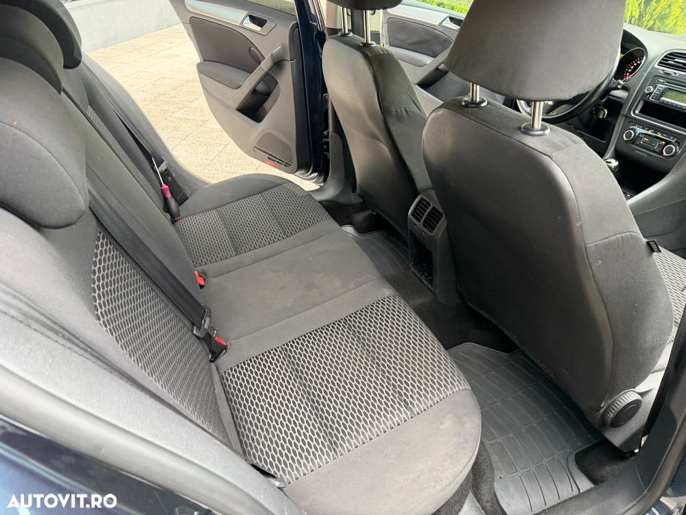 Volkswagen Golf 2.0 TDI Highline - 16