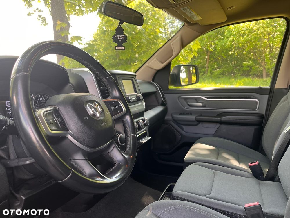 RAM 1500 - 19