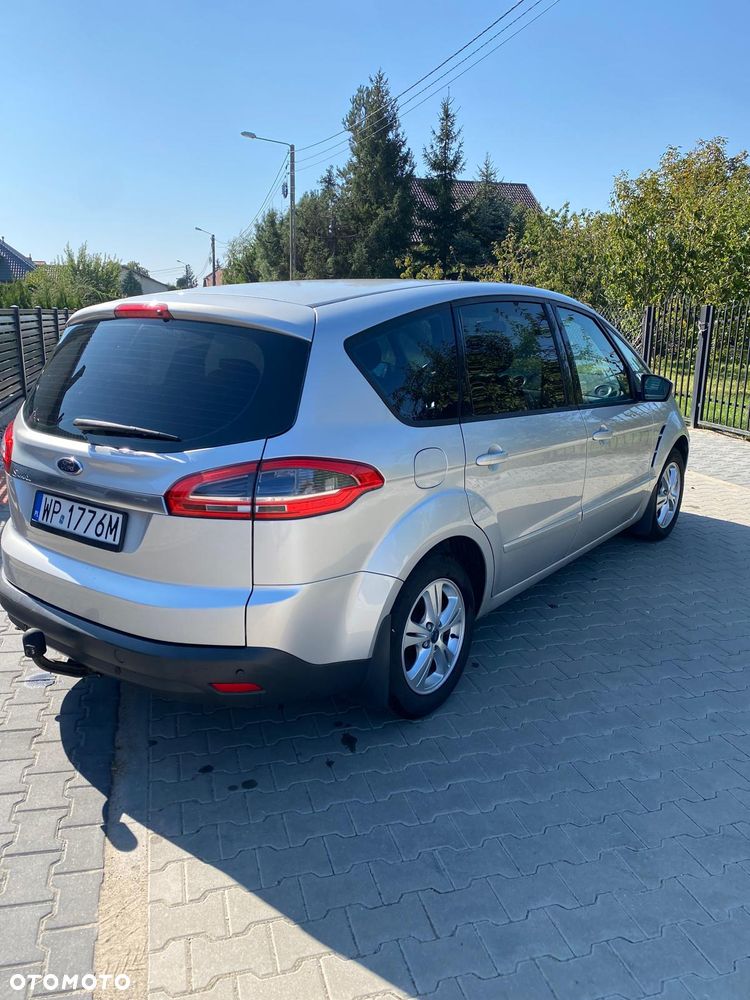 Ford S-Max - 8