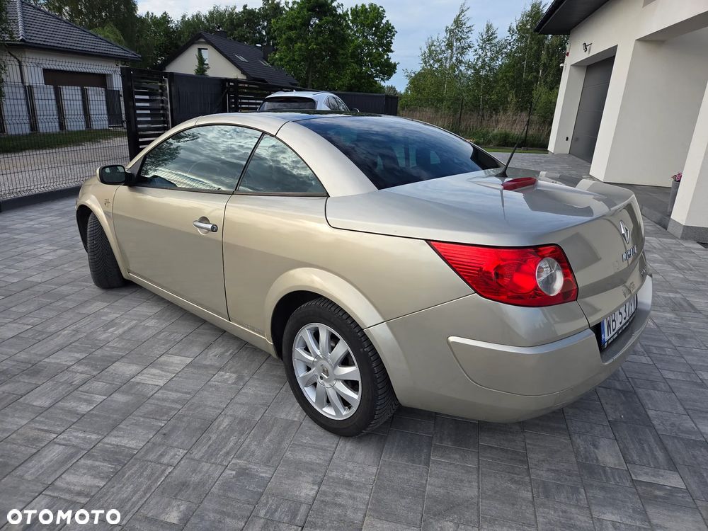 Renault Megane 2.0 16V Expression - 19