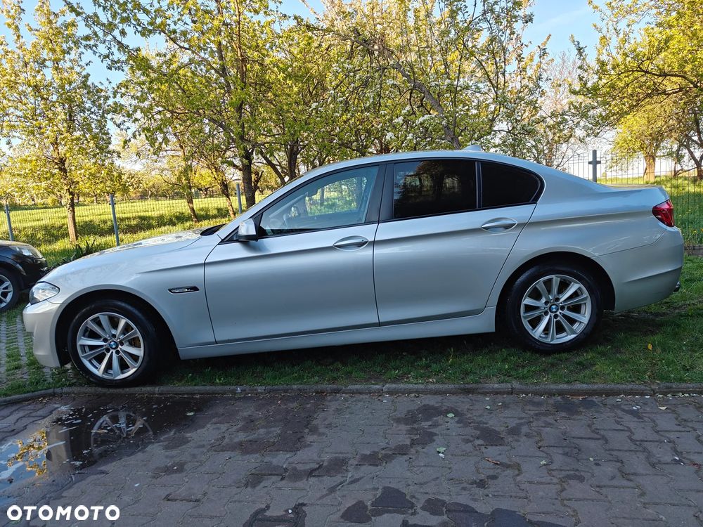 BMW Seria 5 530d xDrive Sport-Aut - 3