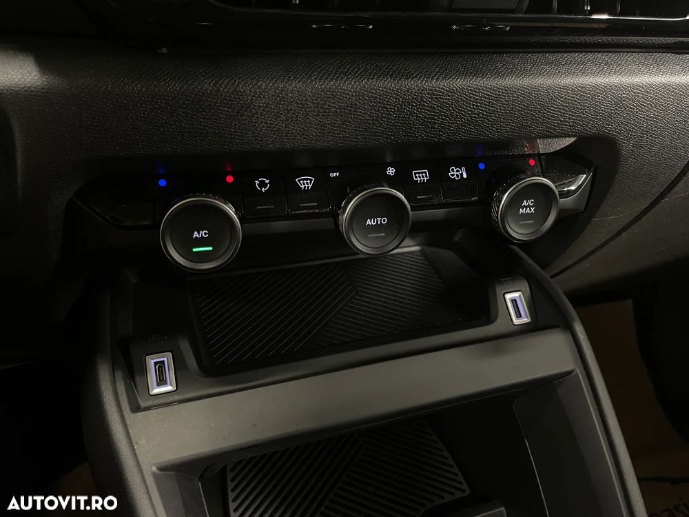 Citroën C4 BlueHDi 110 Stop&Start FEEL - 20