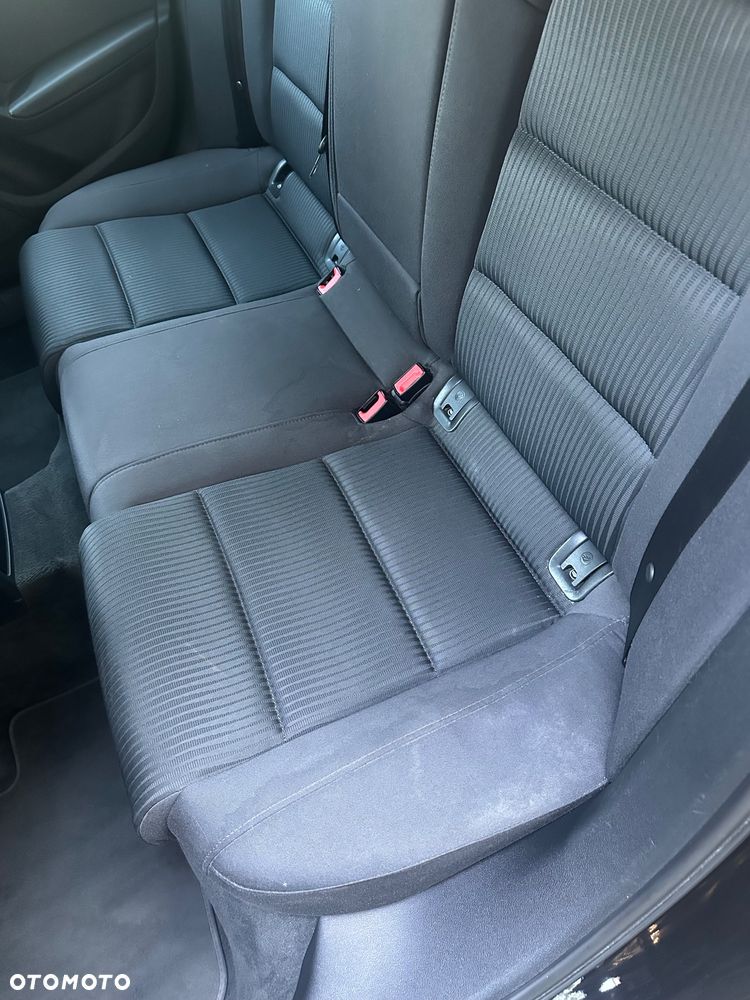 Audi A4 Avant 2.0 TDI S tronic - 12