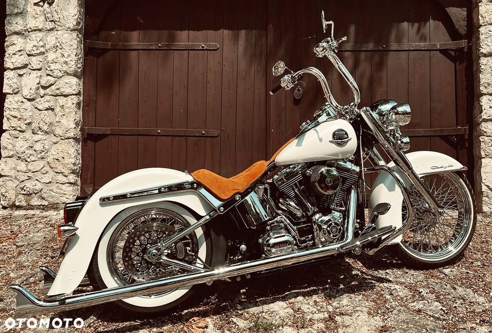 Harley-Davidson Softail Heritage Classic - 2