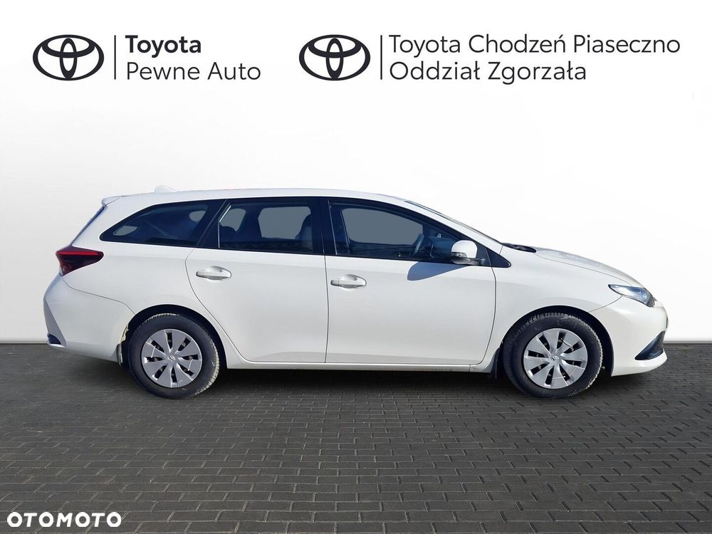 Toyota Auris 1.4 D-4D Active - 7