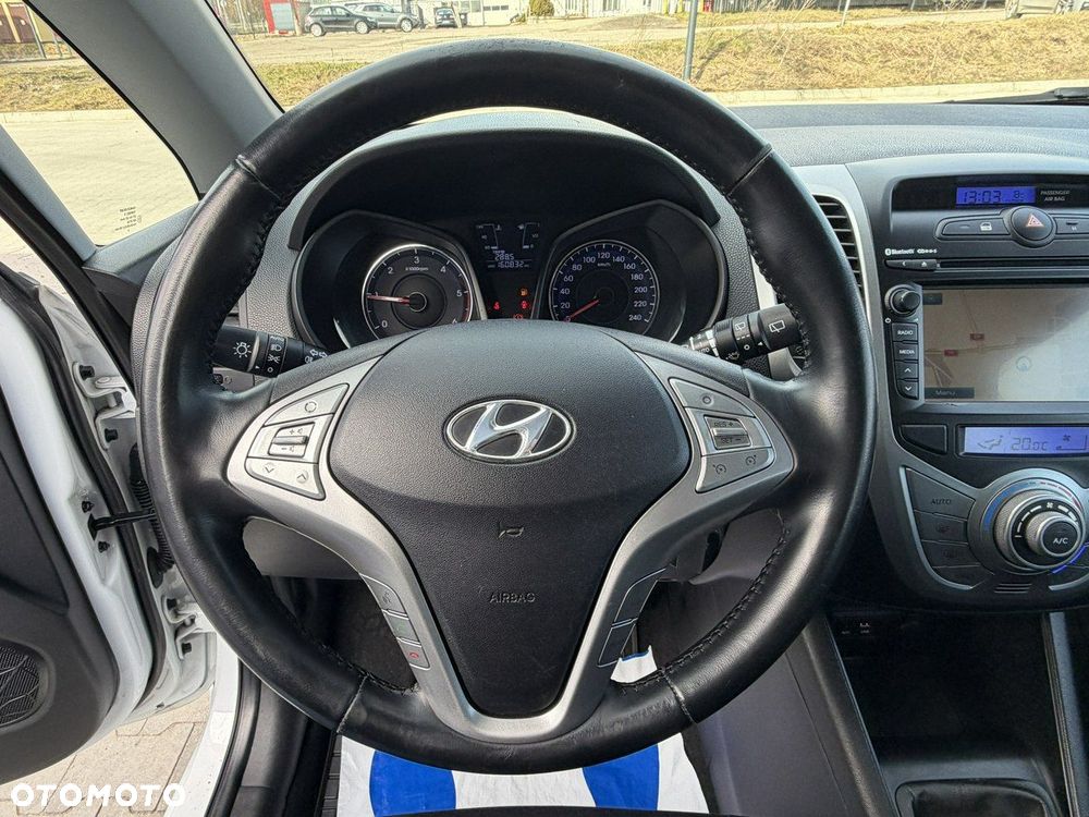 Hyundai ix20 1.6 CRDi blue Comfort - 21