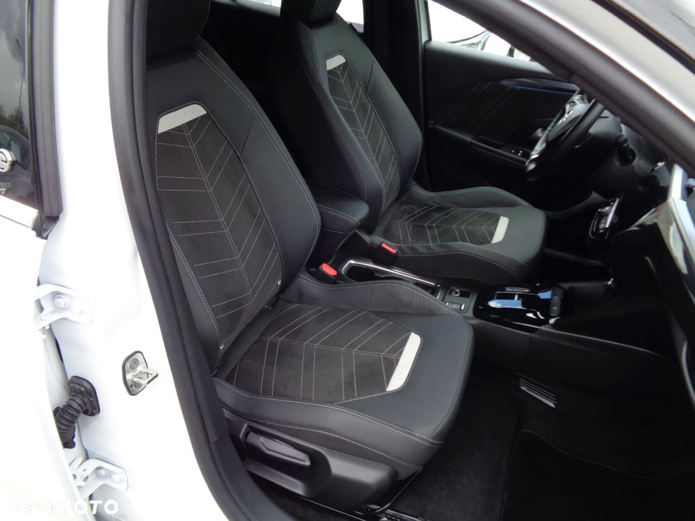 Opel Corsa Electric GS - 24