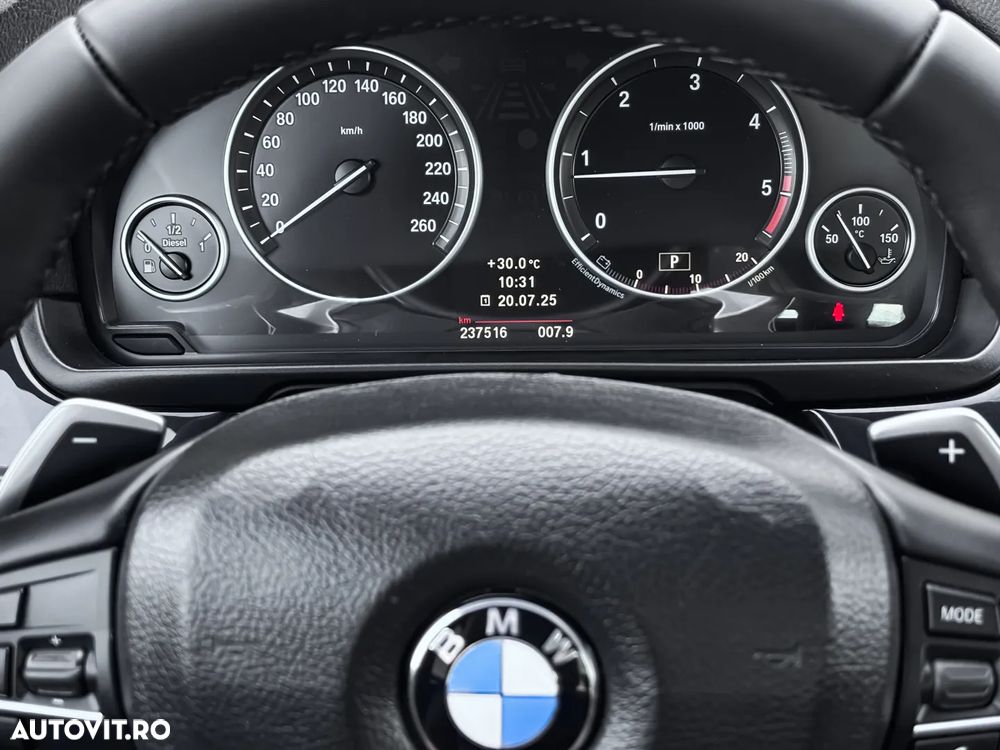 BMW Seria 5 - 12
